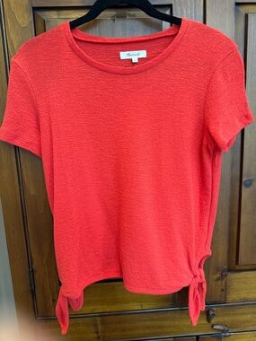 Madewell Size Small Bright Poppy Short Sleeve Tie-Hem Top. NWT